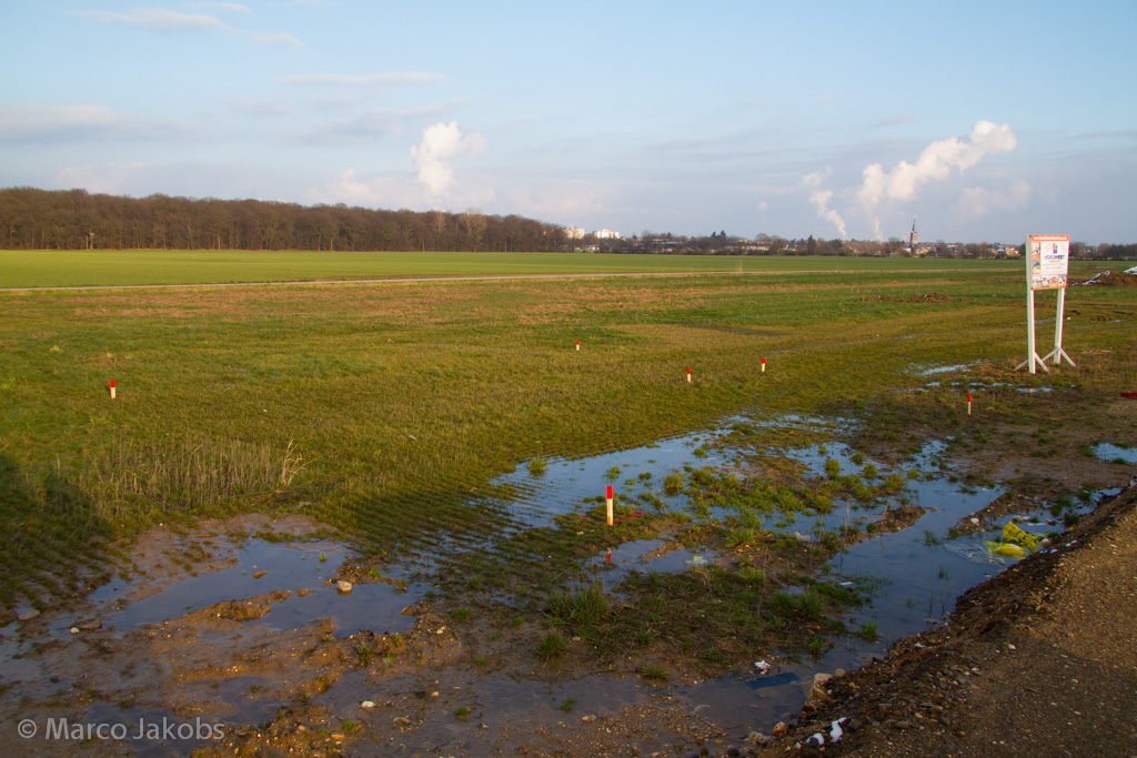 130209170857 MJ  0010