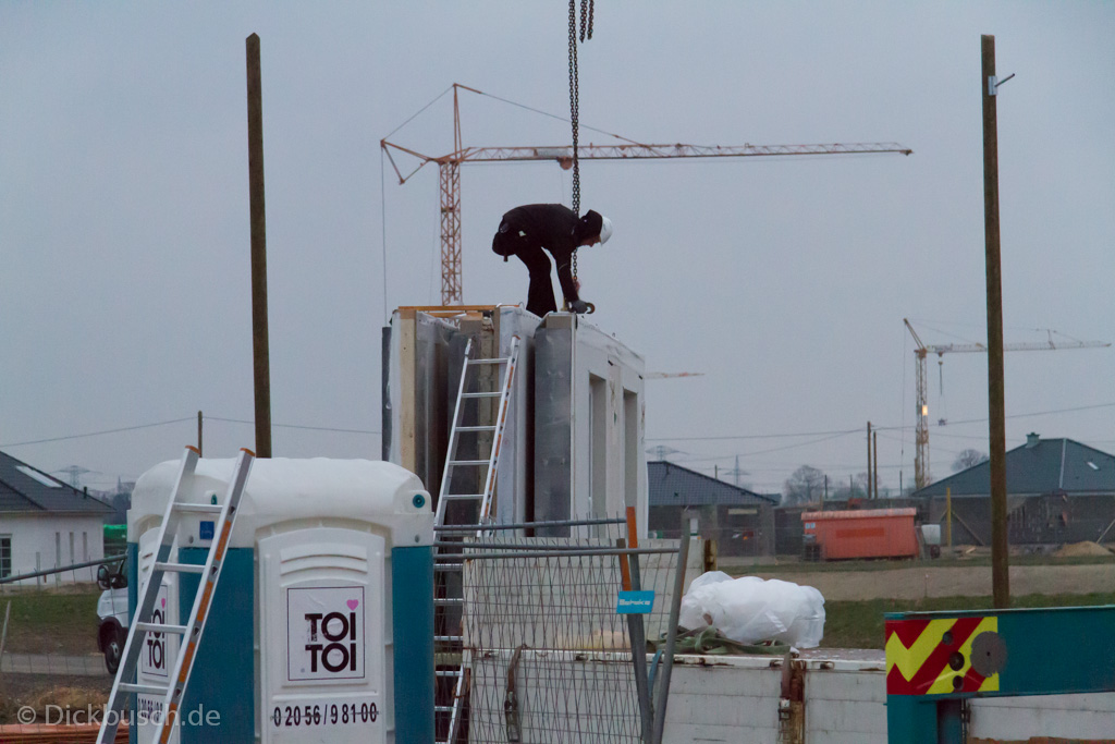 130311071716 MJ  0241