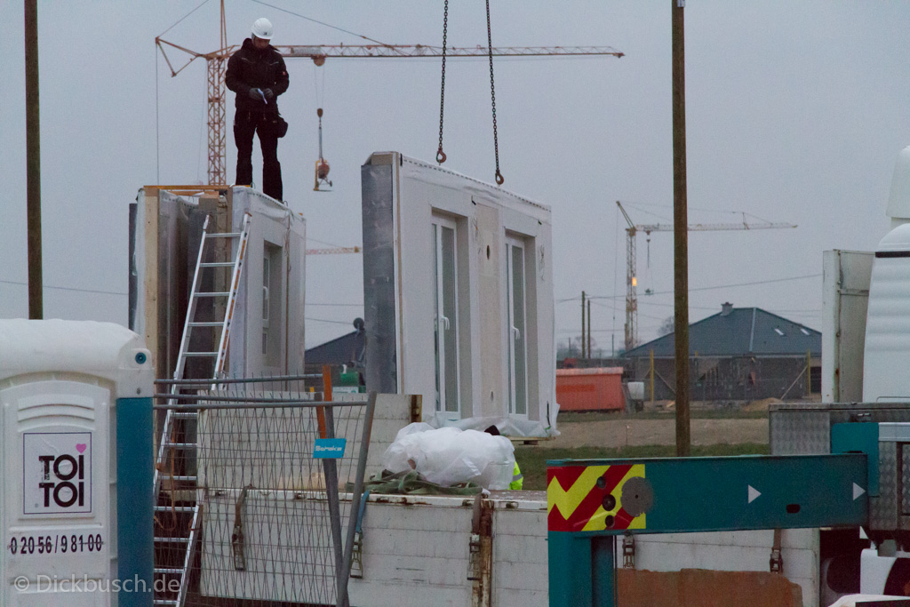 130311071817 MJ  0243