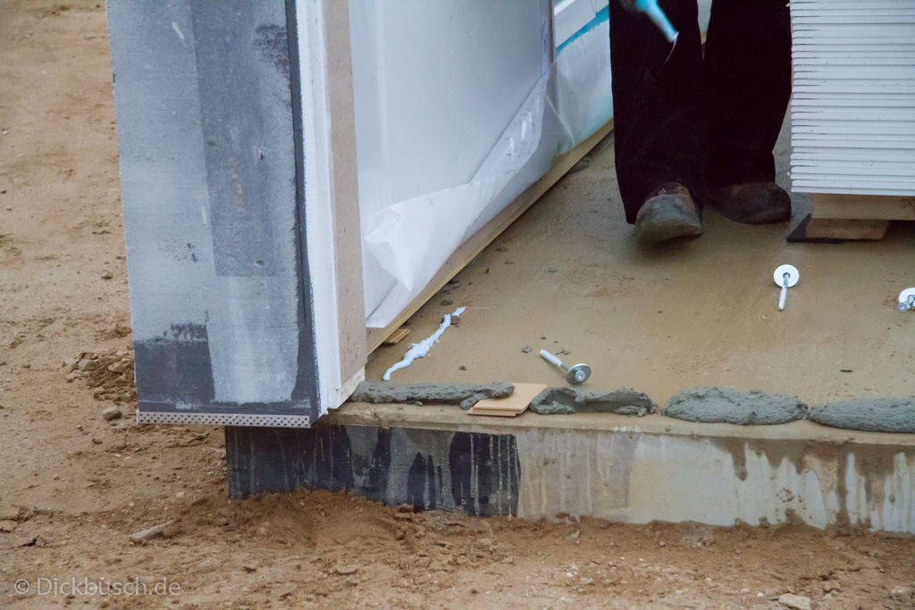 130311072553 MJ  0258