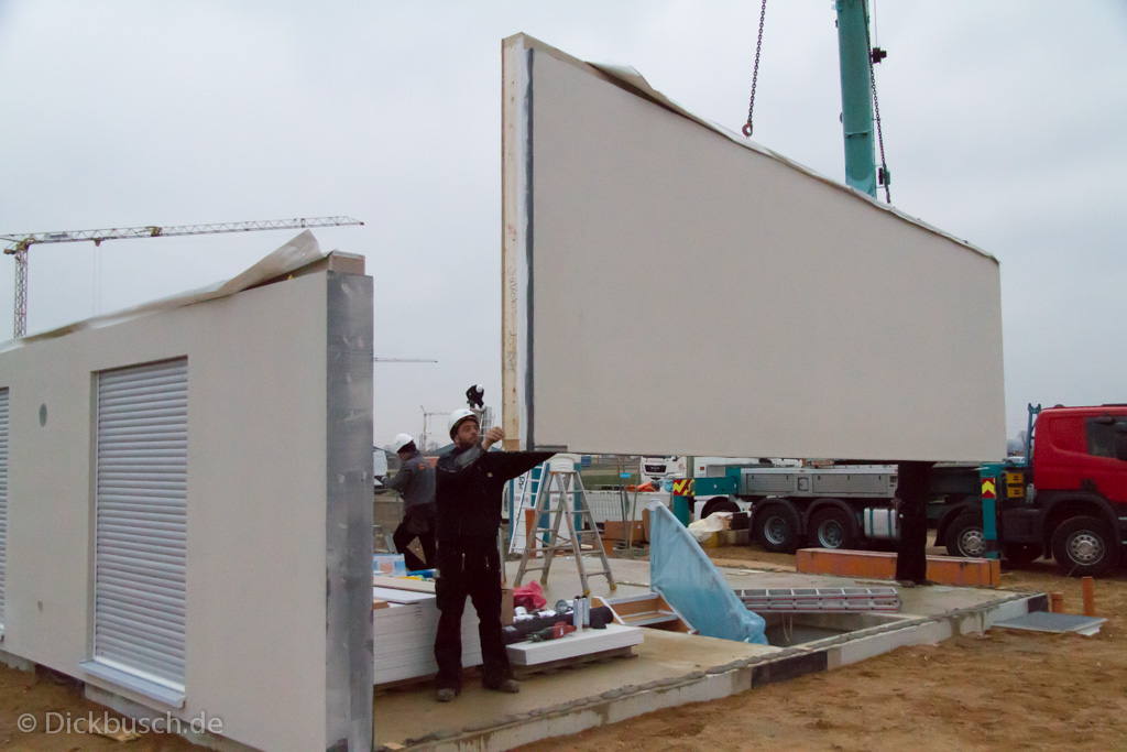 130311072636 MJ  0260