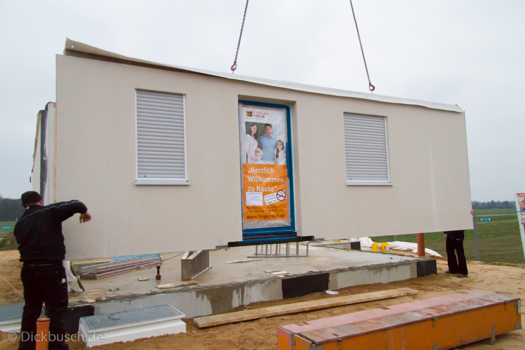 130311073234 MJ  0277