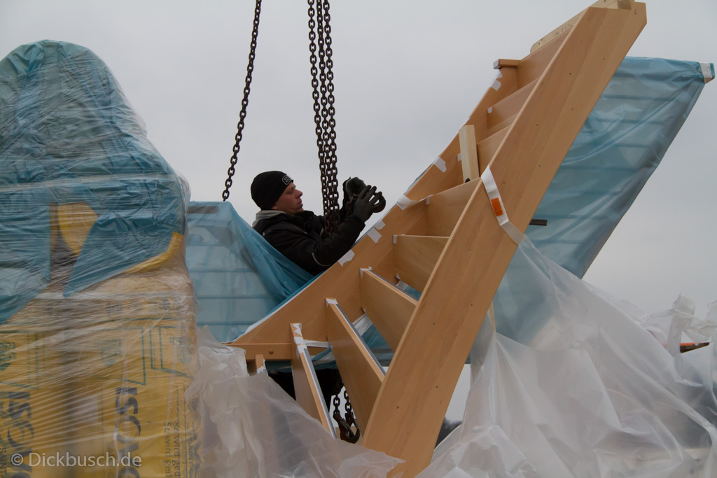 130311102101 MJ  0331