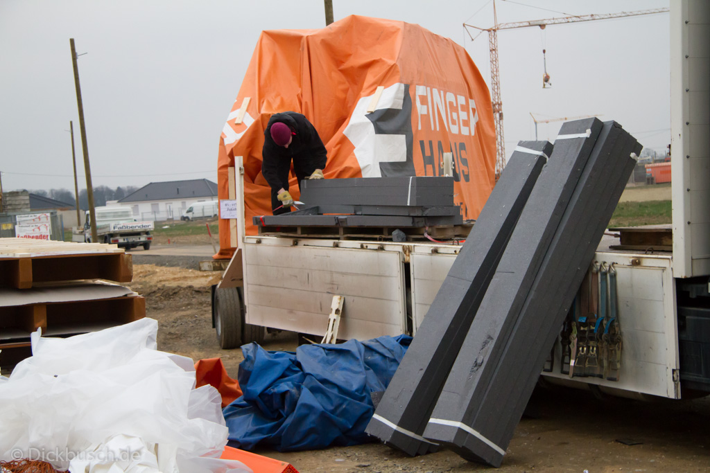 130311104037 MJ  0357