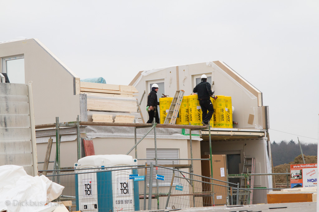 130311121051 MJ  0407