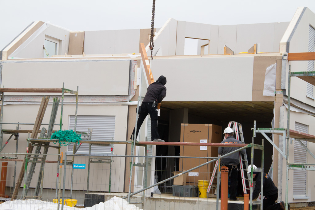 130311130407 MJ  0444