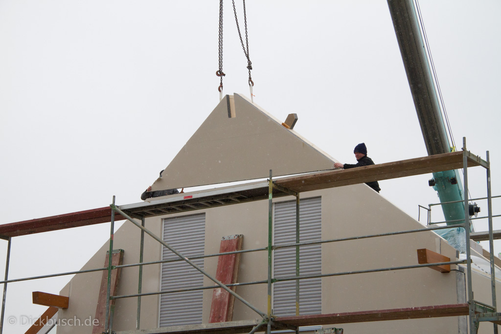 130311135355 MJ  0474