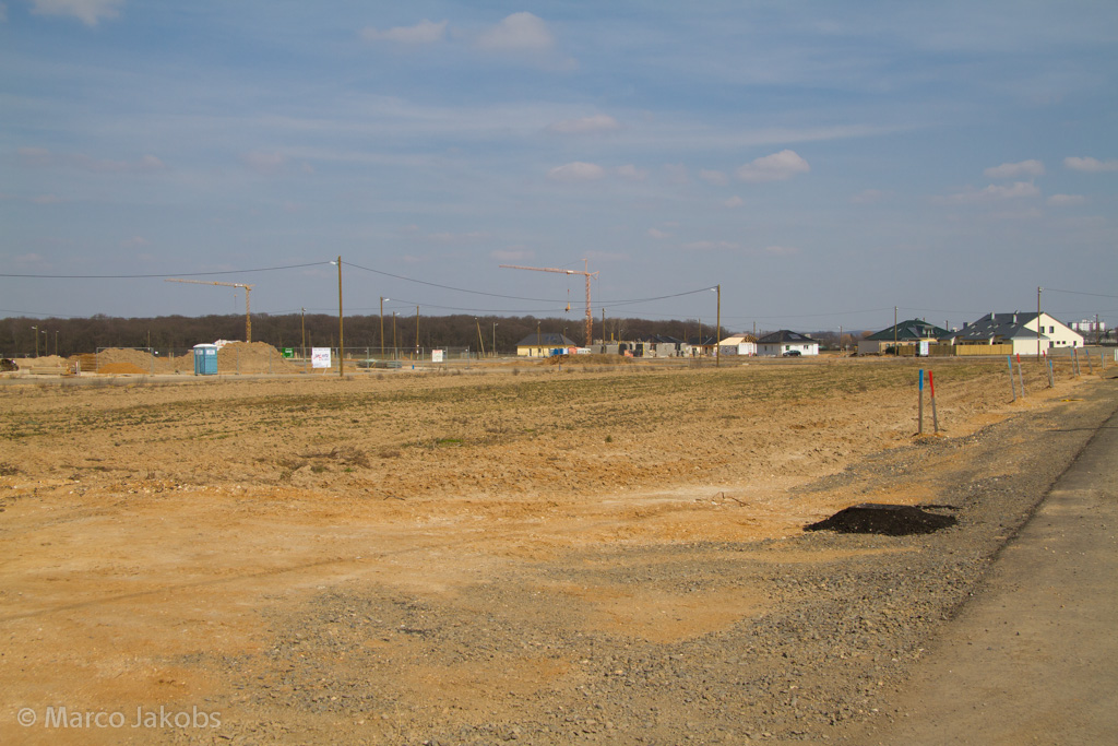 130401133305 MJ  0553