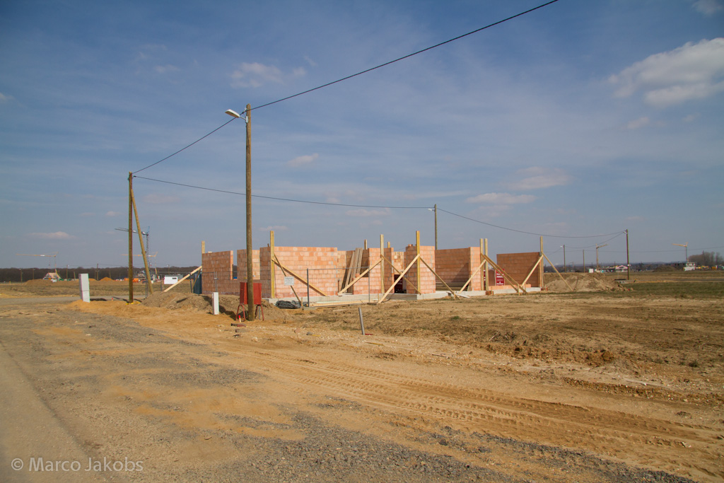 130401133739 MJ  0555