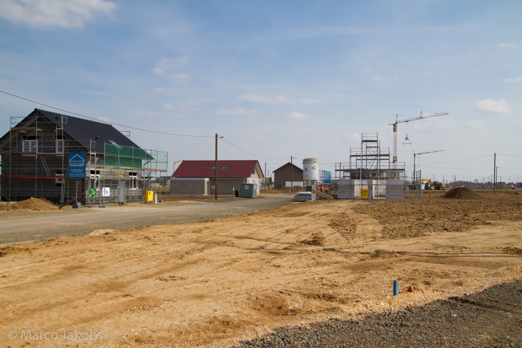 130401135156 MJ  0565