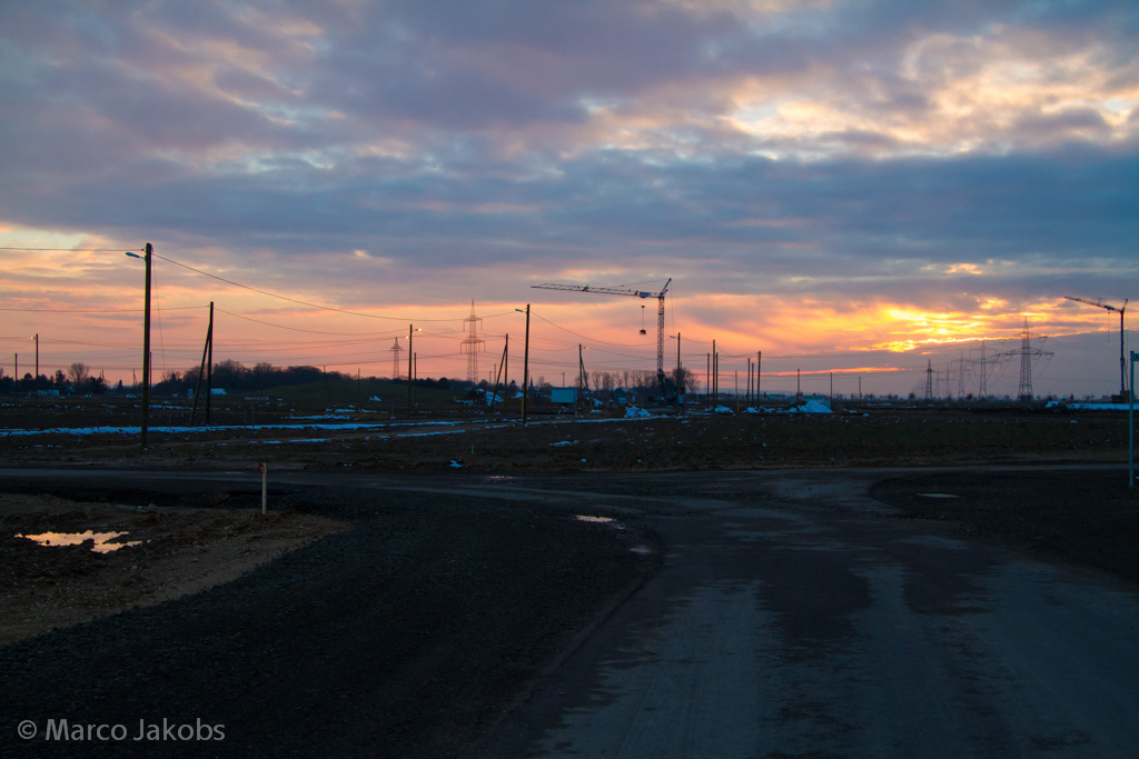 130209182142 MJ  0048