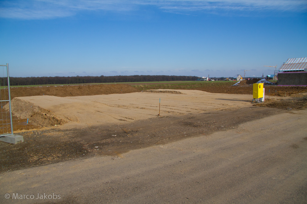 130210153844 MJ  0057