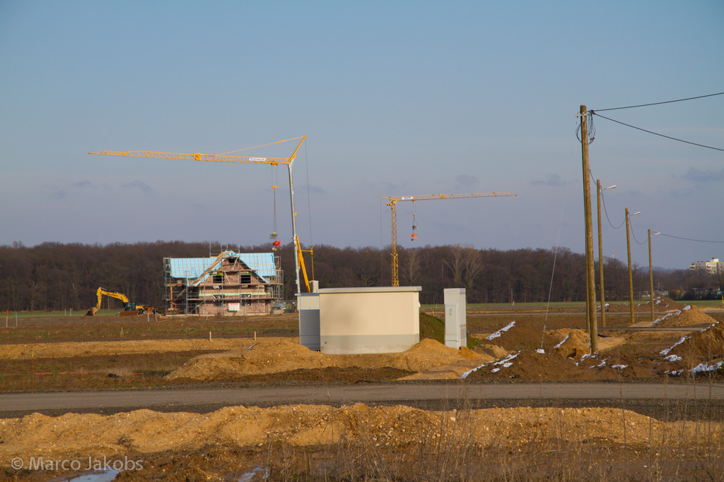 130210155102 MJ  0063