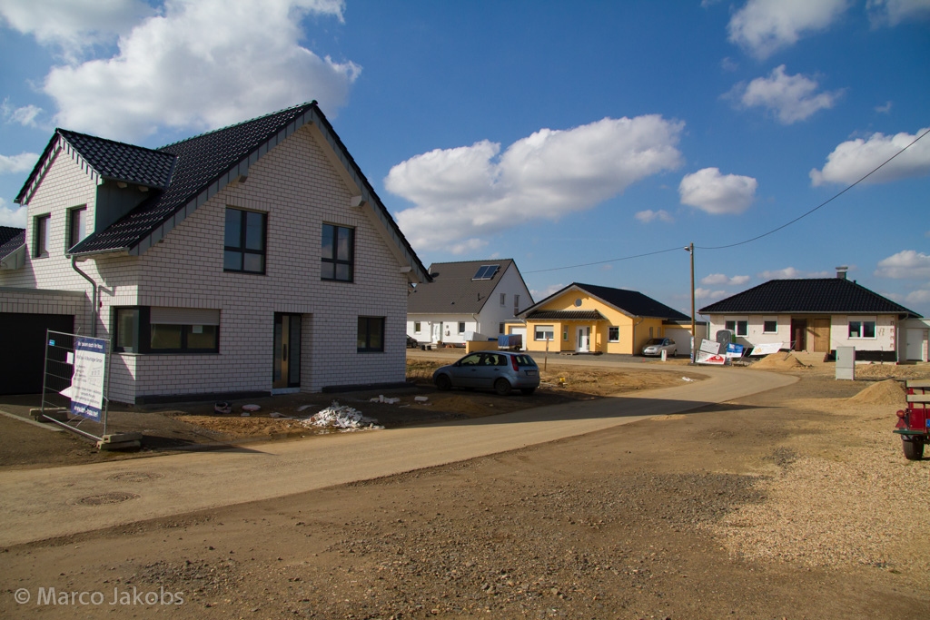 140302123140 MJ  0827