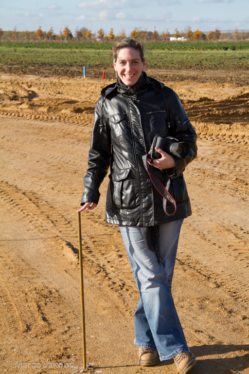 121111140146 MJ  9931