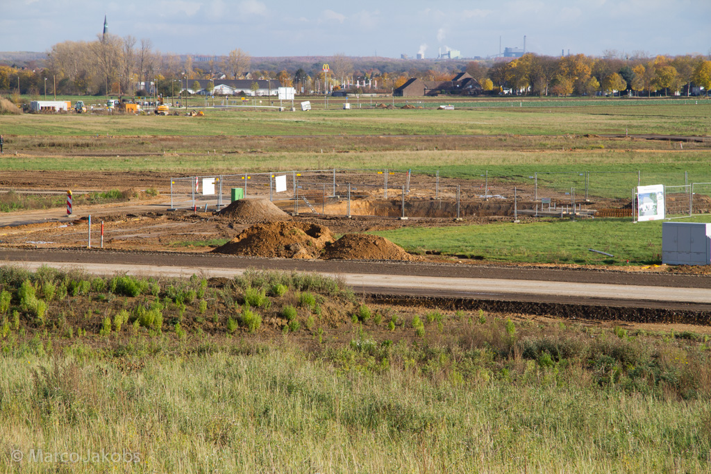 121111143247 MJ  9942