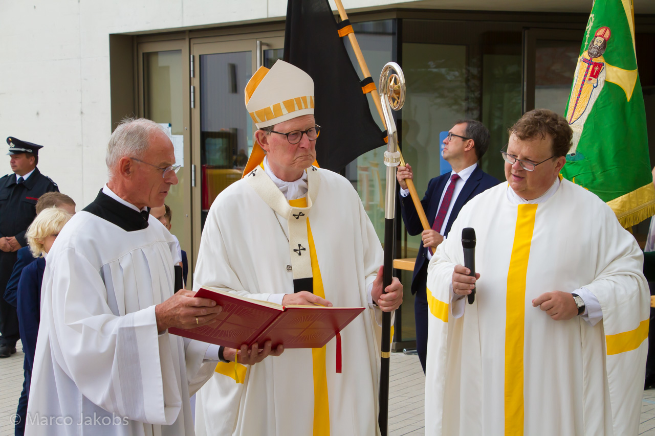 20210912100338 MJ  8525