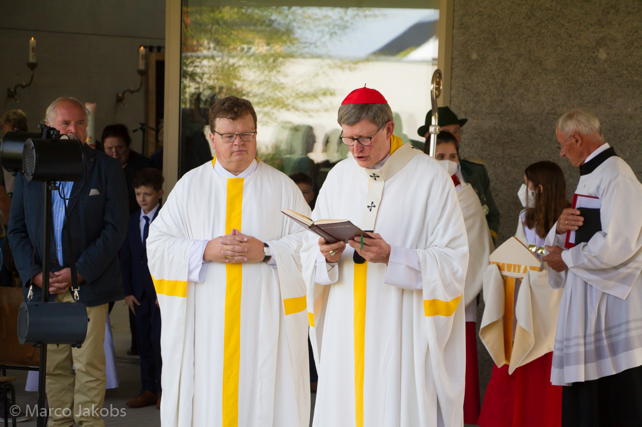 20210912120438 MJ  8834