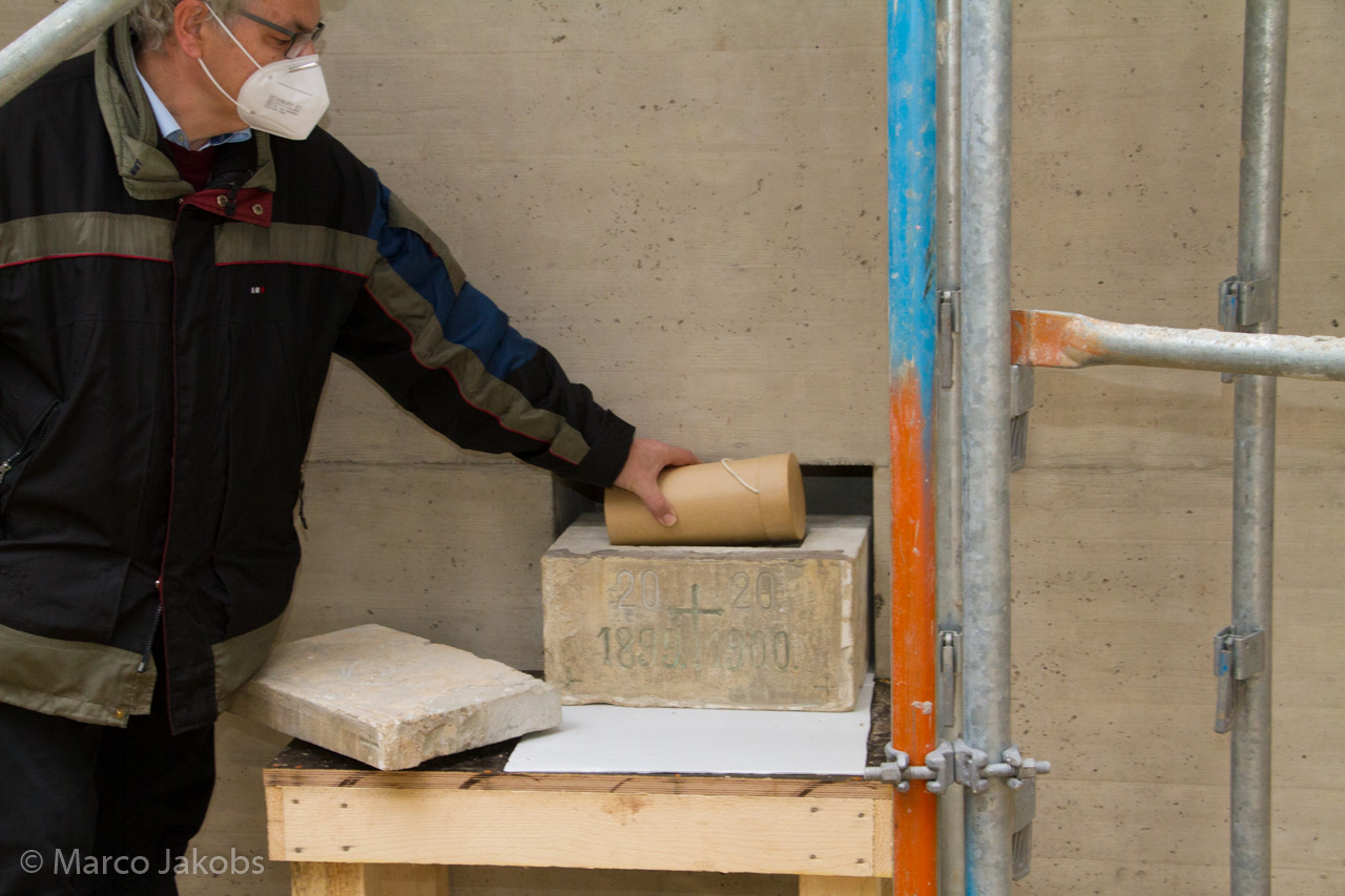 20201024153903 MJ  8242